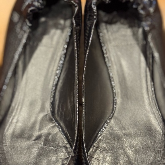 Tory Burch Black Patent Leather Ballet Flats - Picture 5 of 6